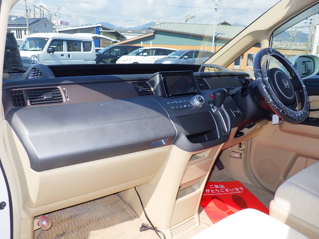 ホンダ ステップワゴンの画像5