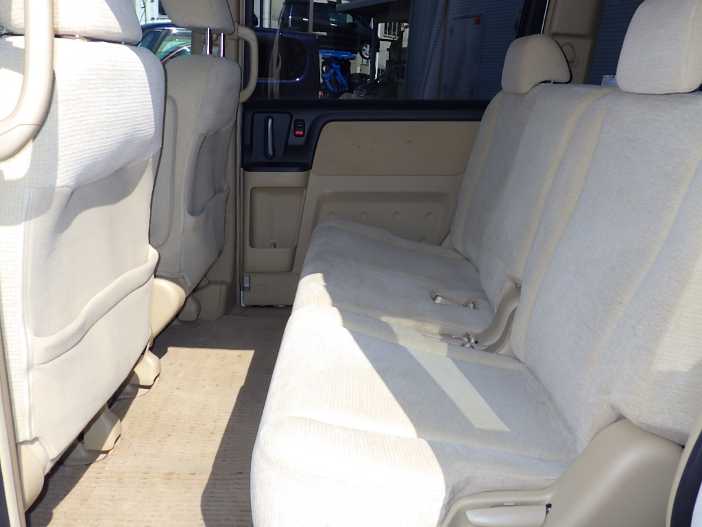 ホンダ ステップワゴンの画像7