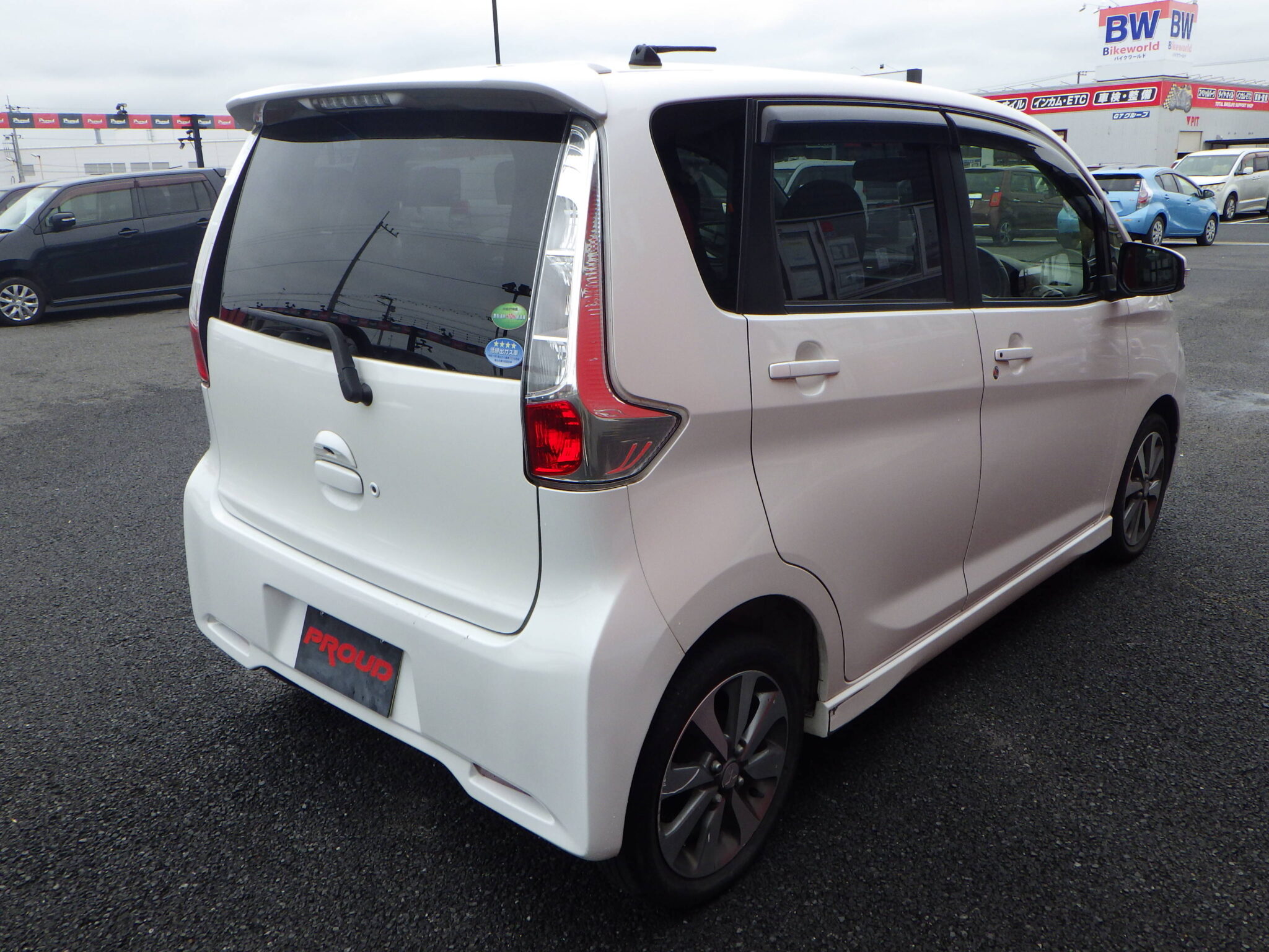 三菱 eKカスタムの画像5