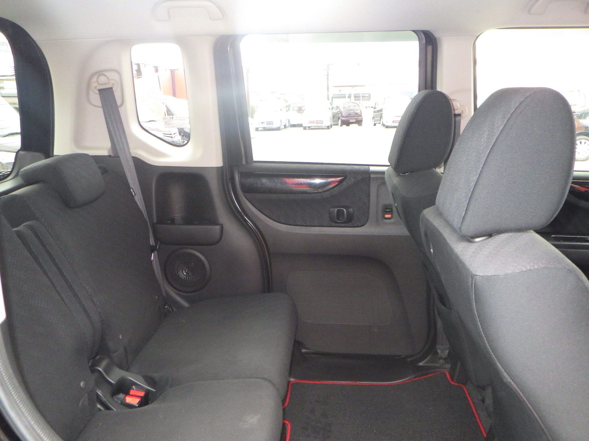 ホンダ N-BOXカスタムの画像10