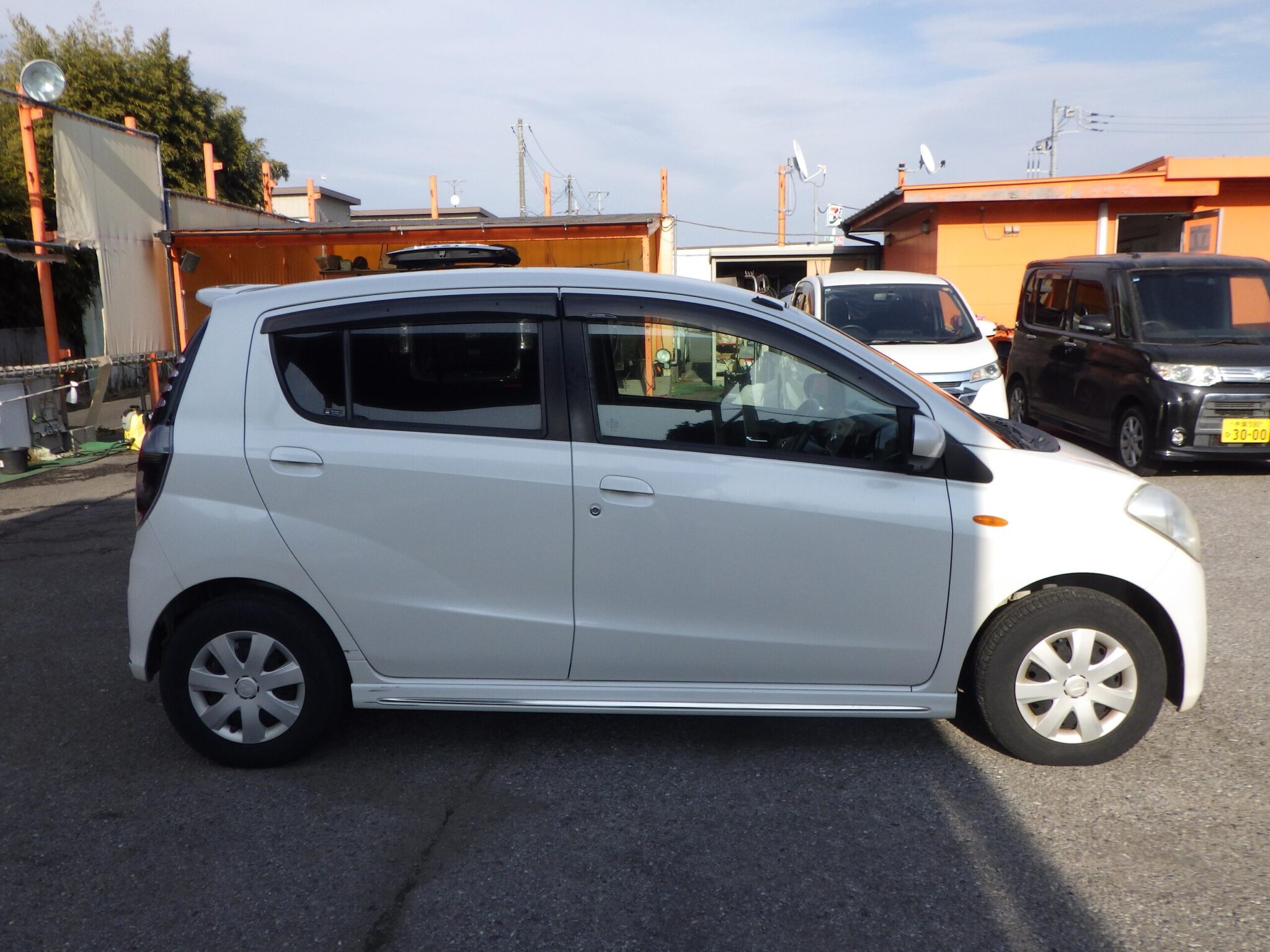 ダイハツ ミラカスタムの画像4