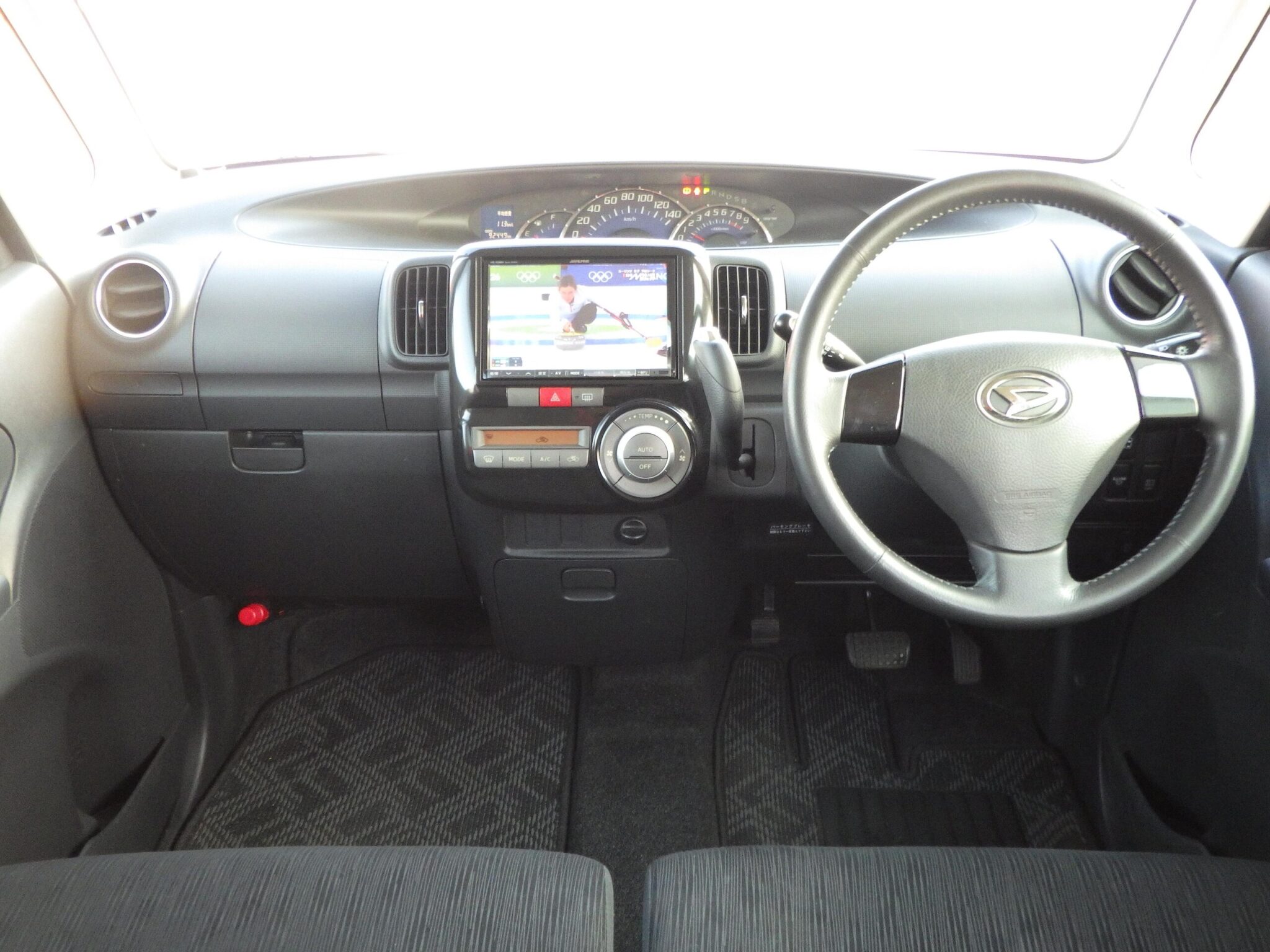 ダイハツ&nbsp;タントカスタムの画像9