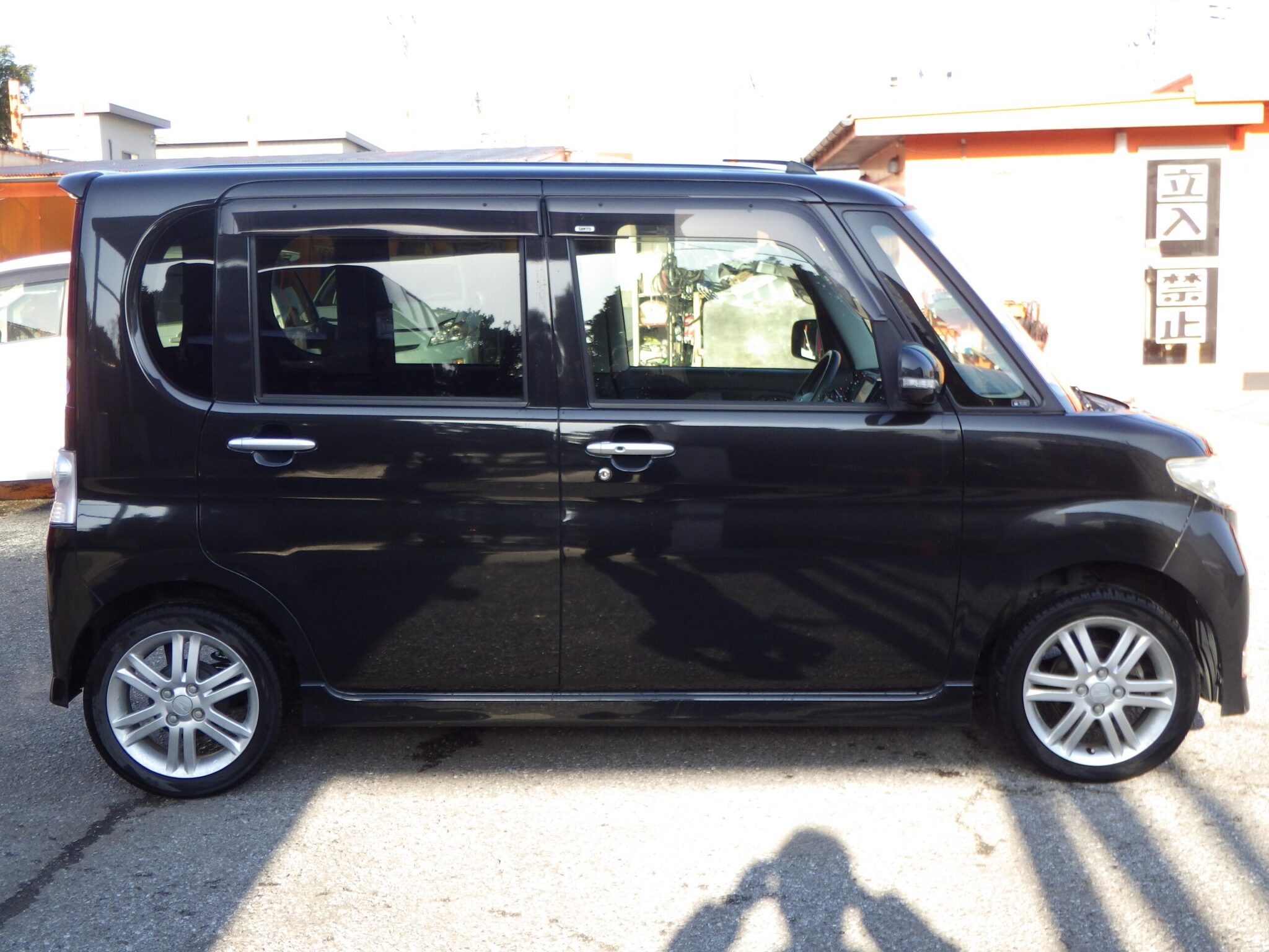 ダイハツ&nbsp;タントカスタムの画像4