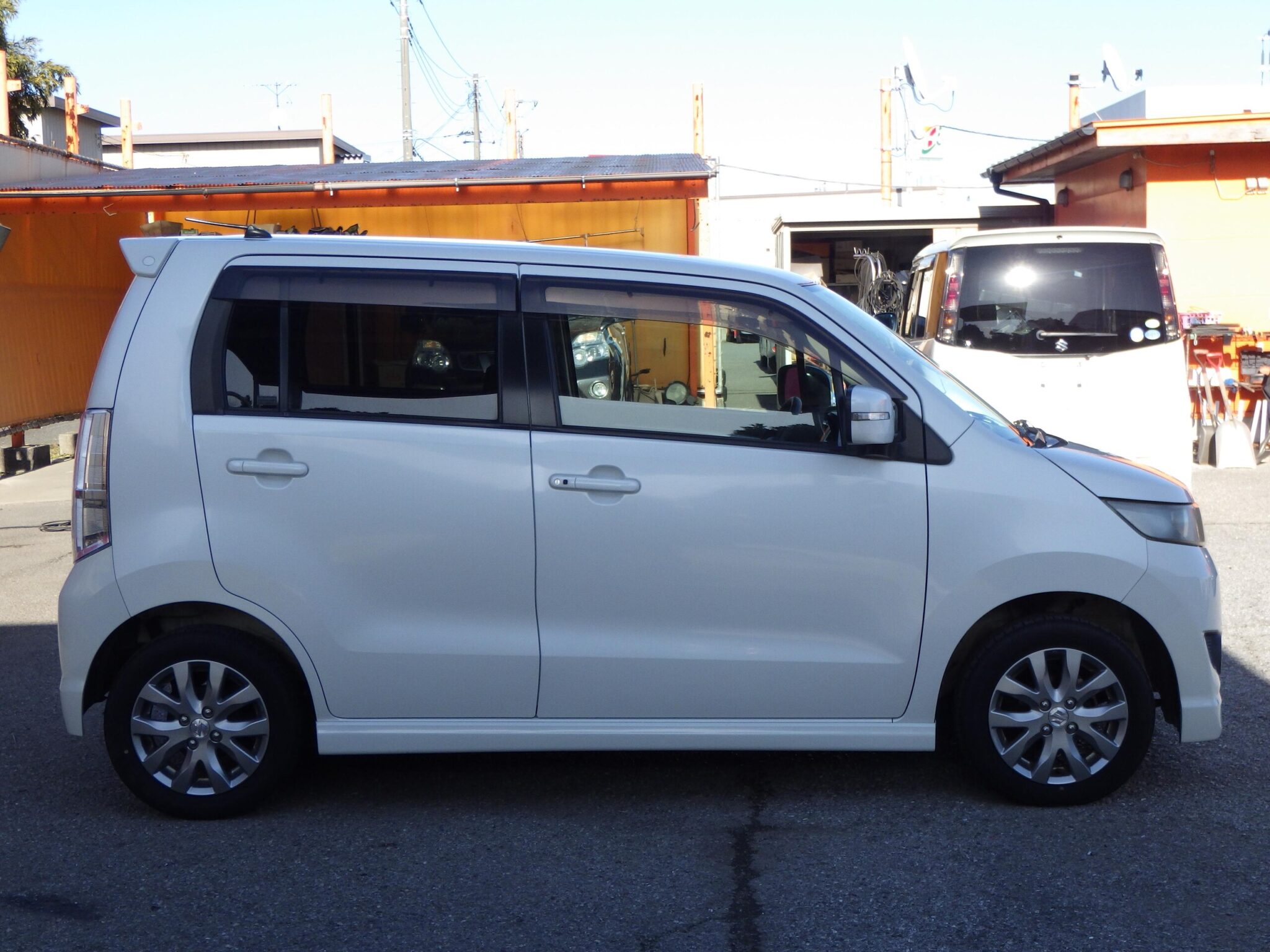 スズキ ワゴンRスティングレーの画像4