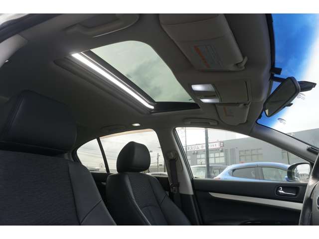 日産 スカイラインの画像15