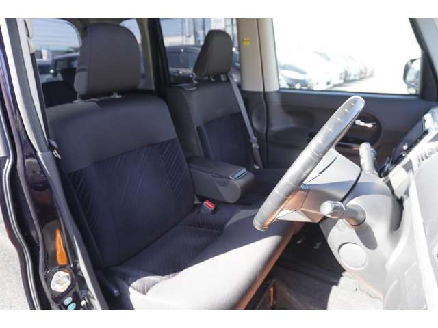 ダイハツ タントカスタムの画像9