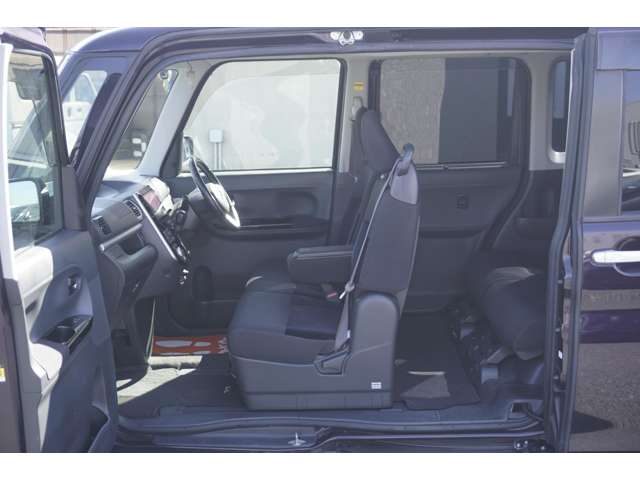 ダイハツ タントカスタムの画像11