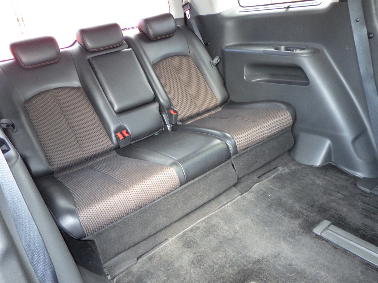 日産&nbsp;エルグランドの画像16