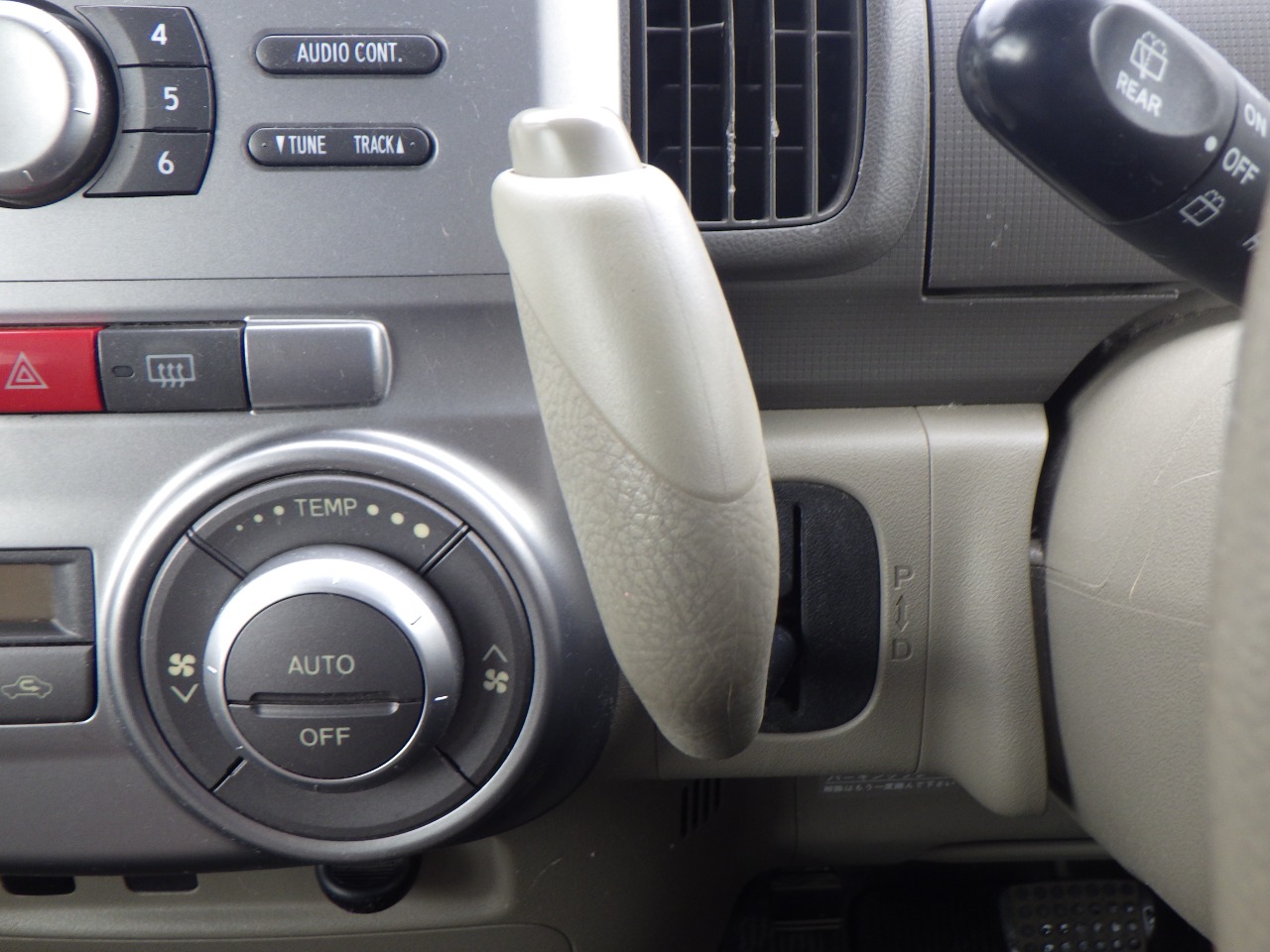 ダイハツ&nbsp;タントの画像16