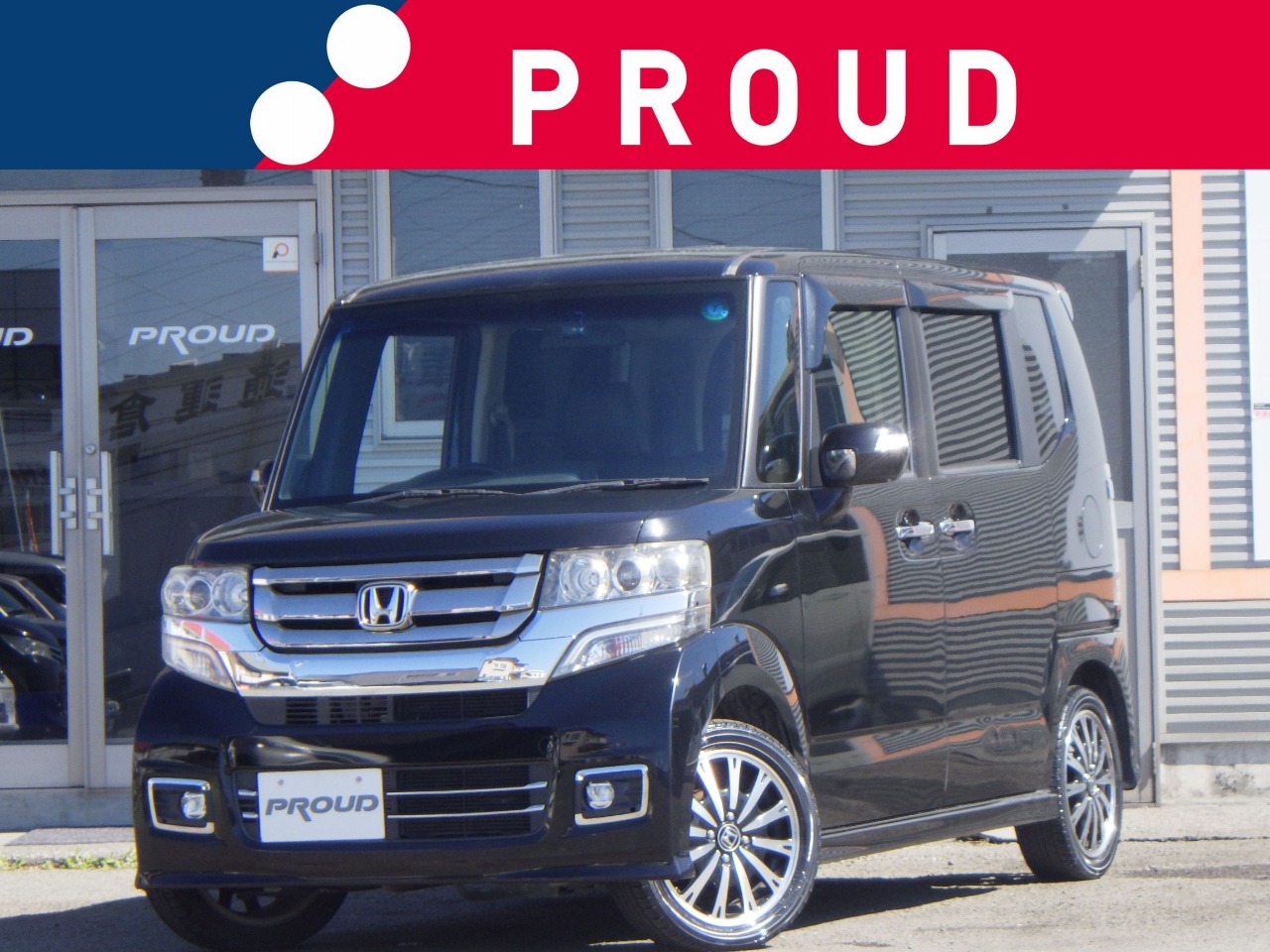 ホンダ N-BOXカスタムの画像1