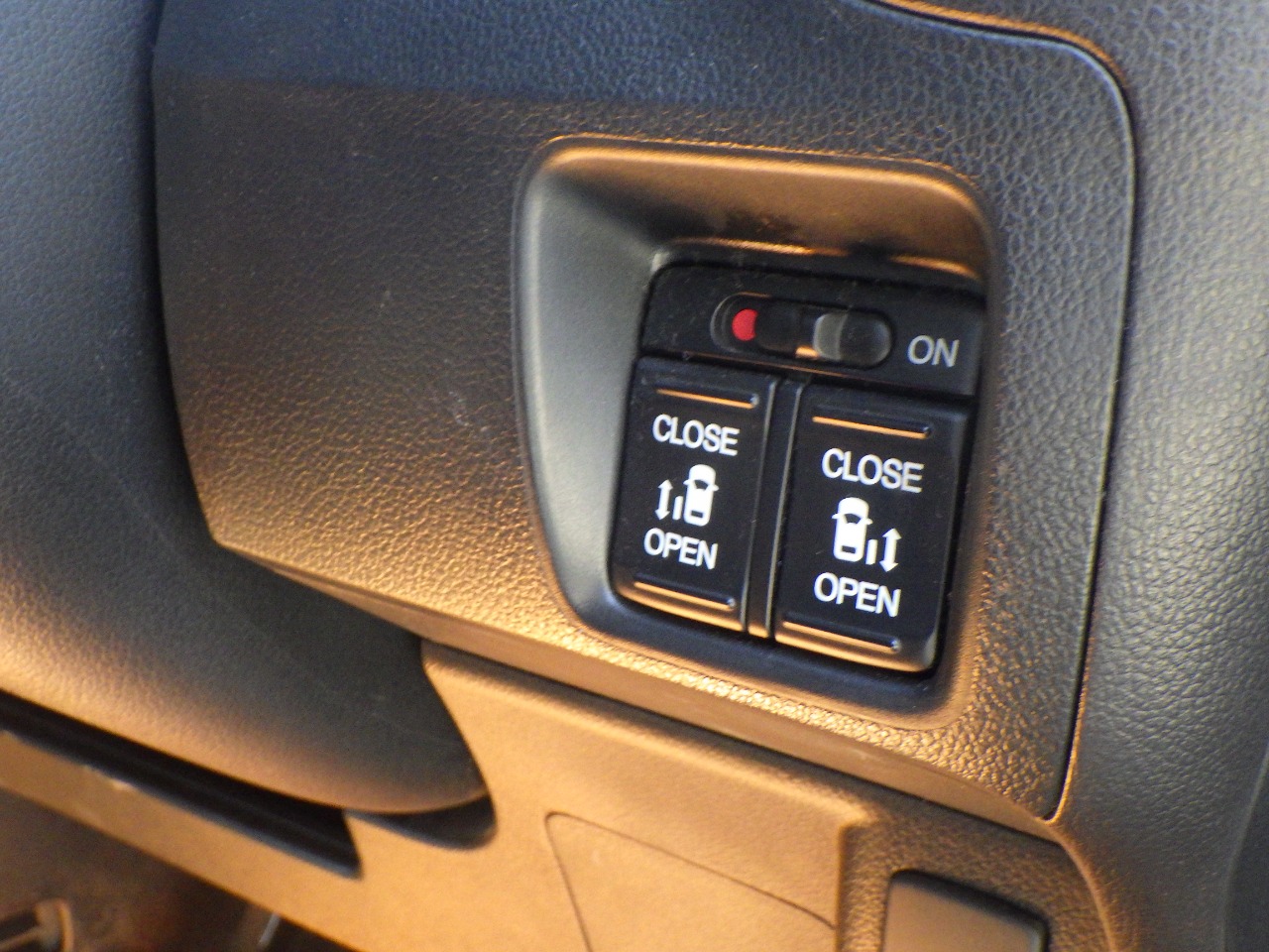 ホンダ&nbsp;N-BOXカスタムの画像16