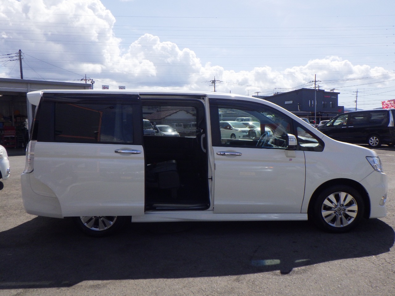 ホンダ ステップワゴンスパーダの画像5