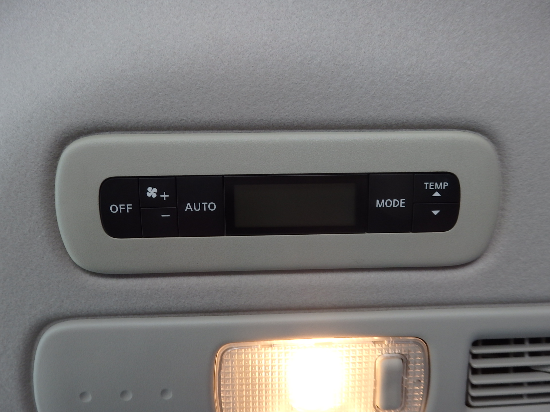 日産&nbsp;セレナの画像19