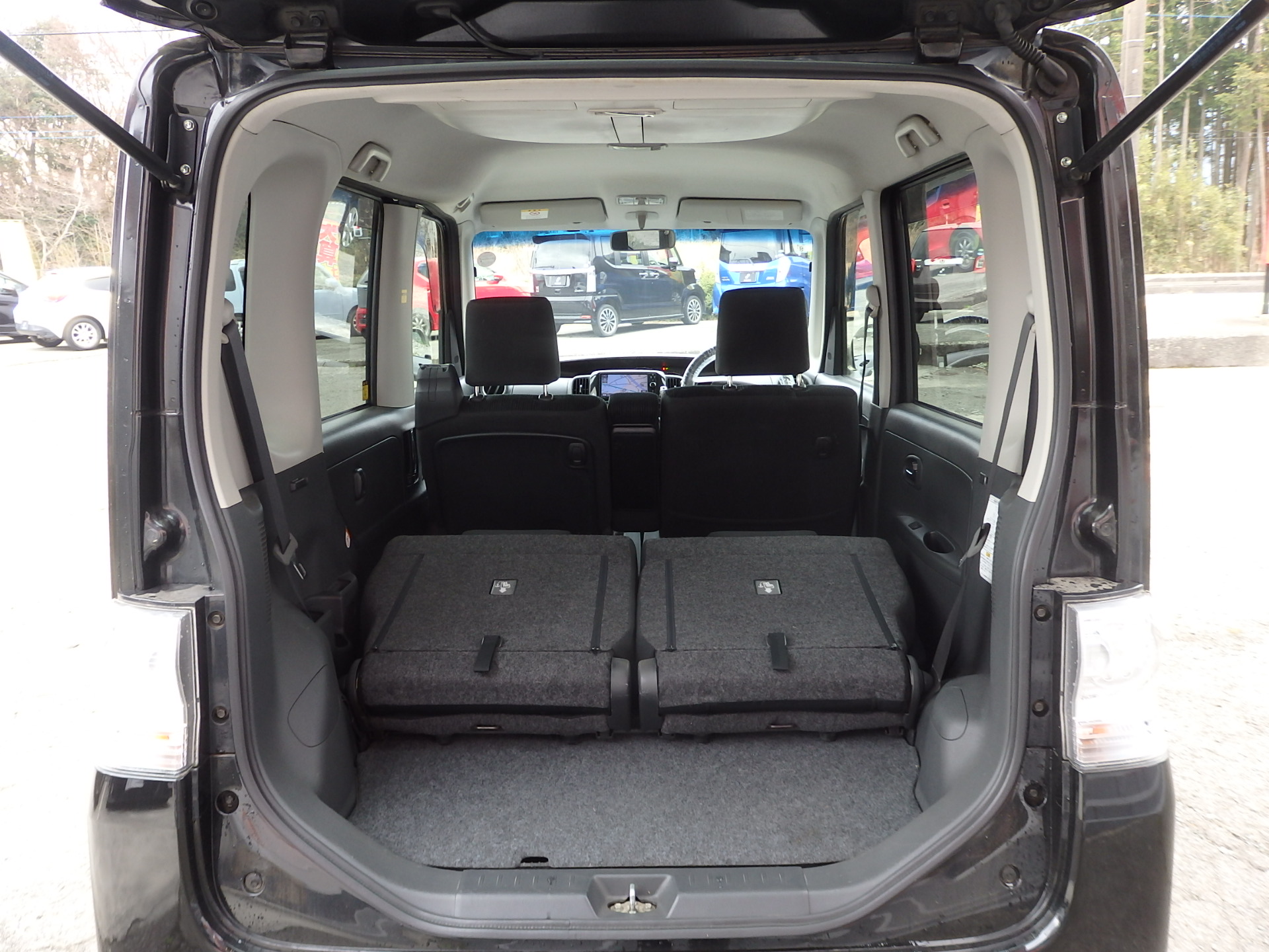 ダイハツ&nbsp;タントカスタムの画像12