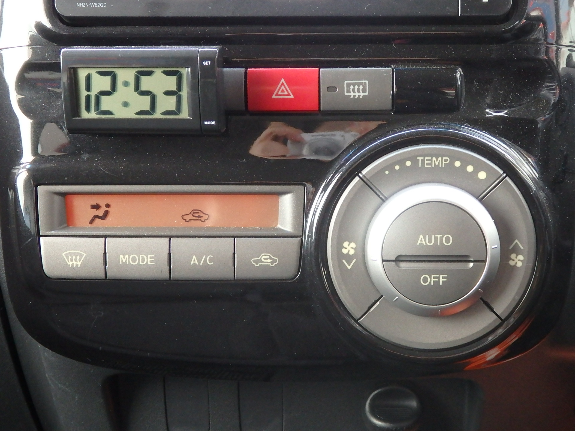 ダイハツ&nbsp;タントカスタムの画像16