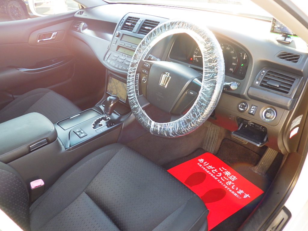 トヨタ&nbsp;クラウンの画像7