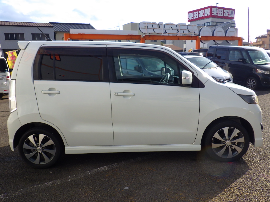 スズキ&nbsp;ワゴンRスティングレーの画像16