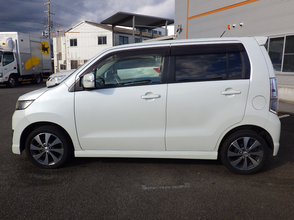 スズキ&nbsp;ワゴンRスティングレーの画像20