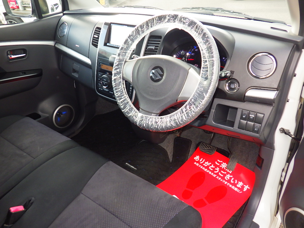 スズキ ワゴンRスティングレーの画像5