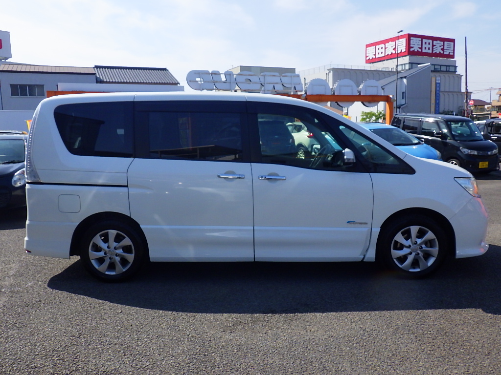 日産&nbsp;セレナの画像16