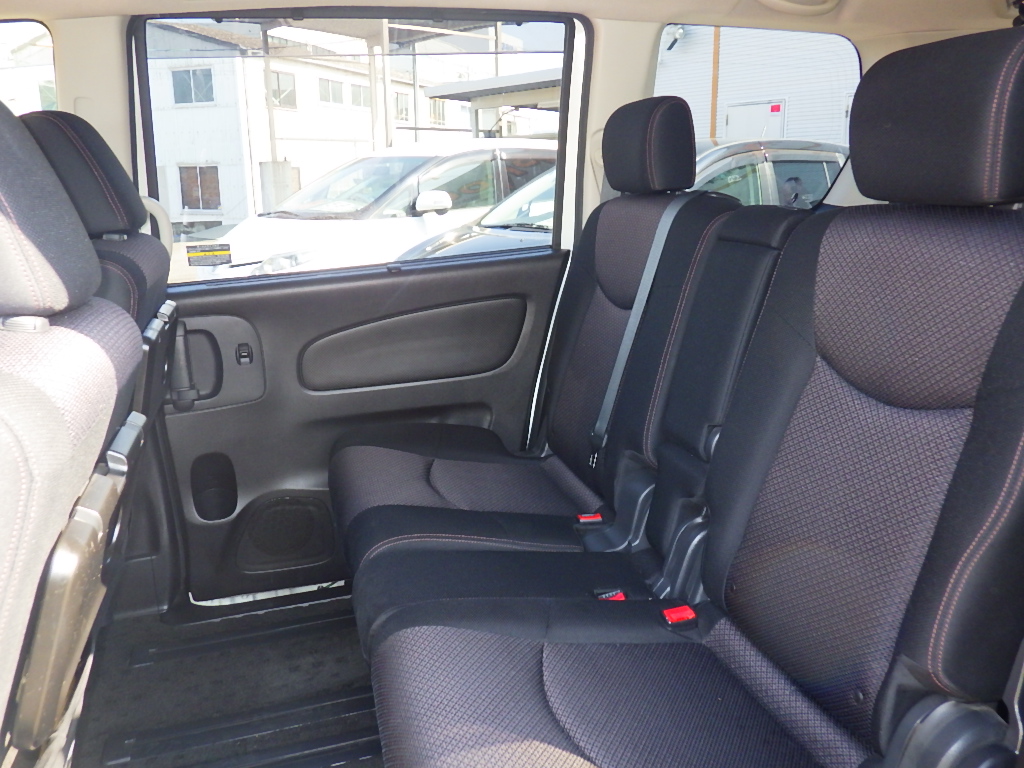 日産&nbsp;セレナの画像13