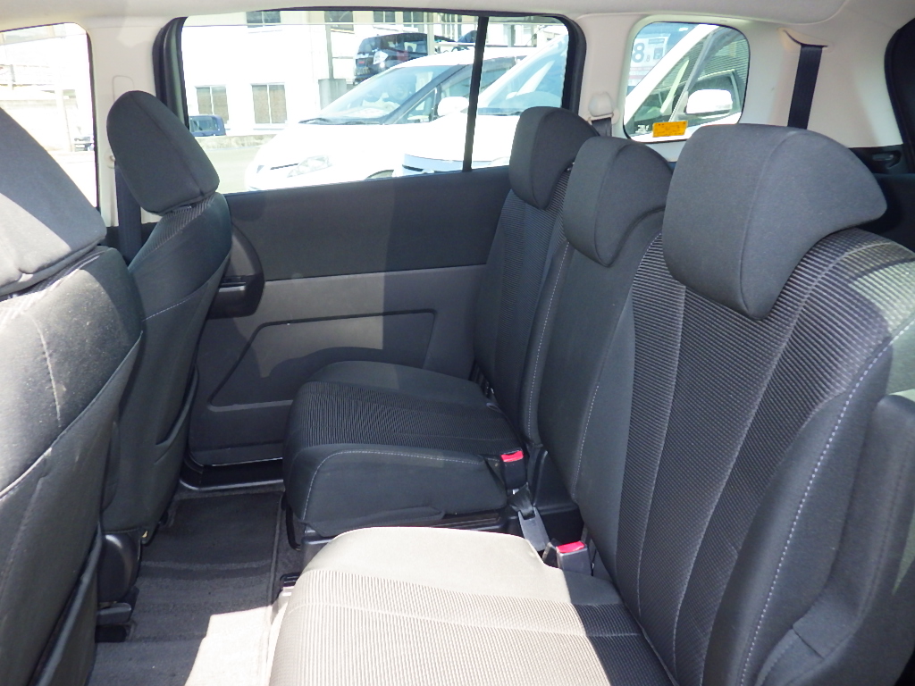 マツダ プレマシーの画像13