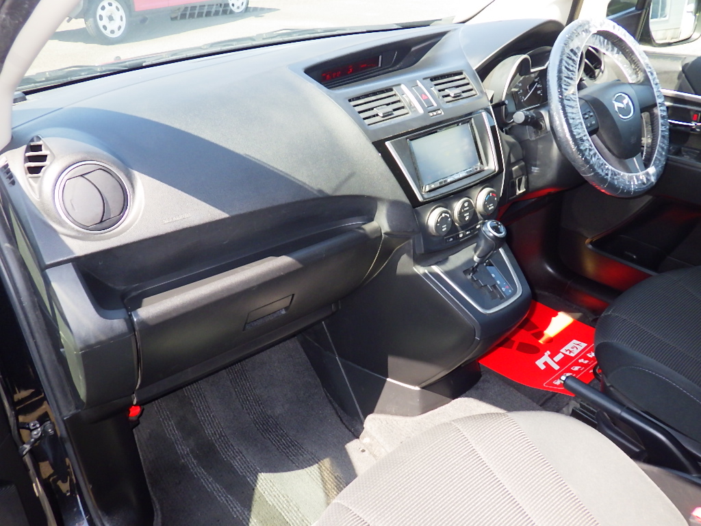 マツダ プレマシーの画像11