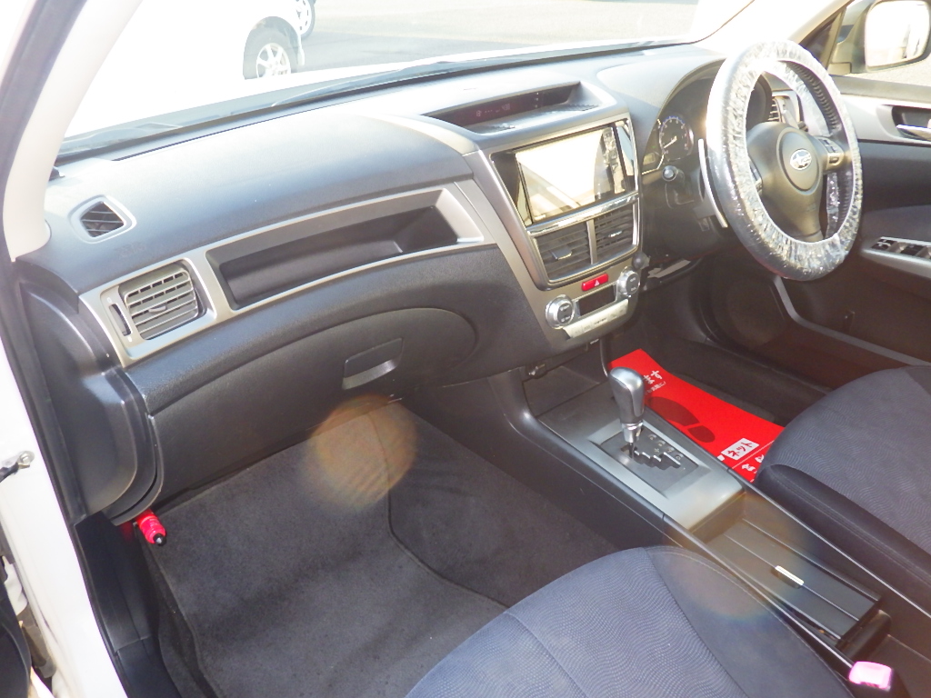 スバル エクシーガの画像11