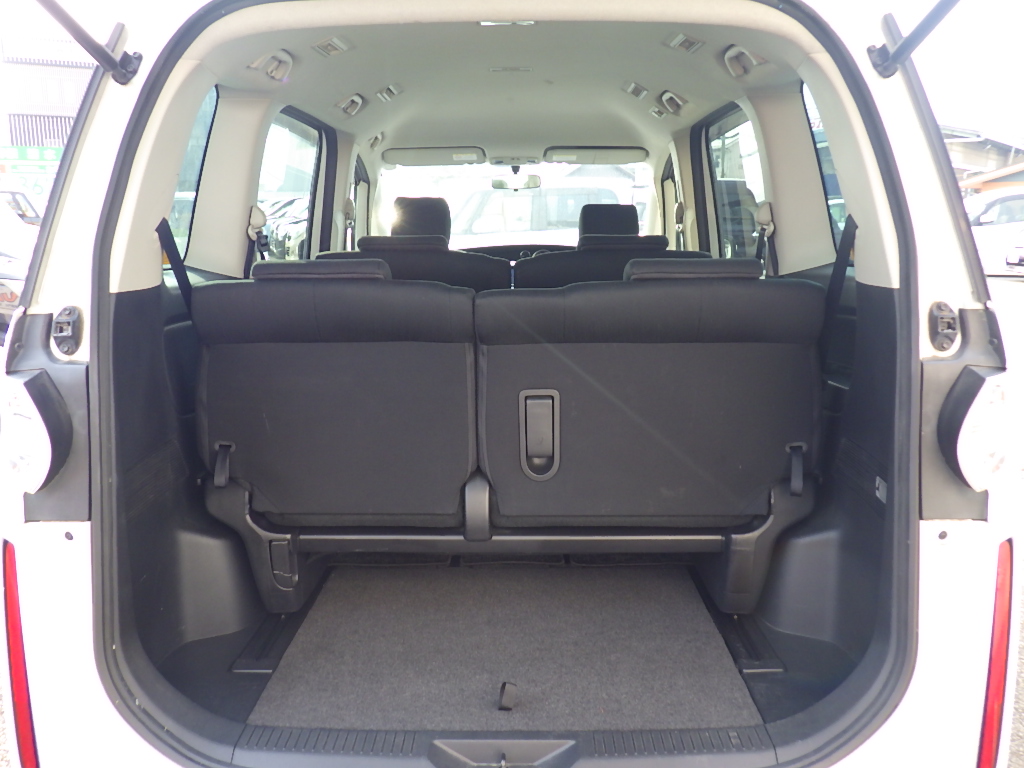 マツダ ビアンテの画像10