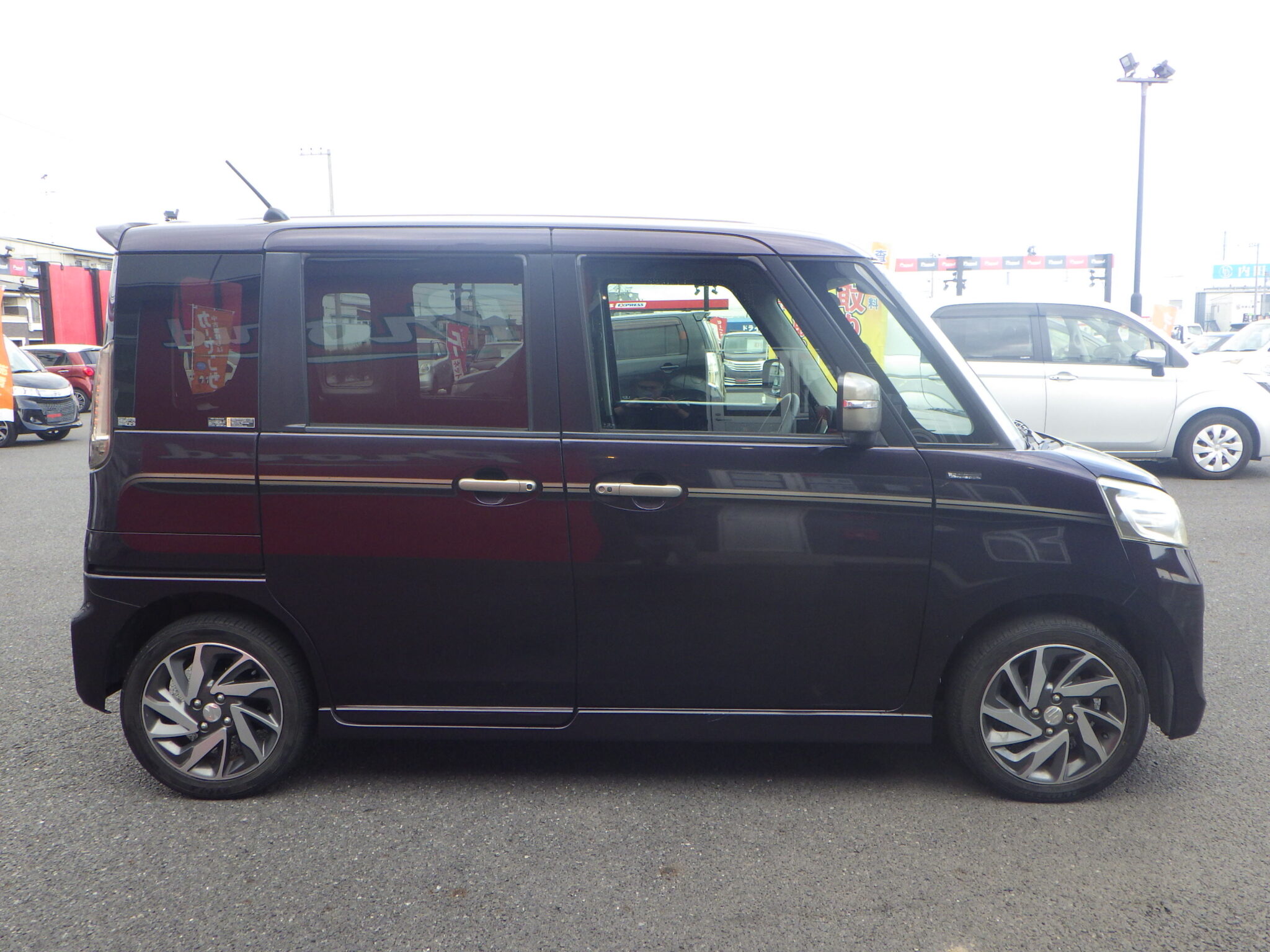 スズキ スペーシアカスタムの画像4