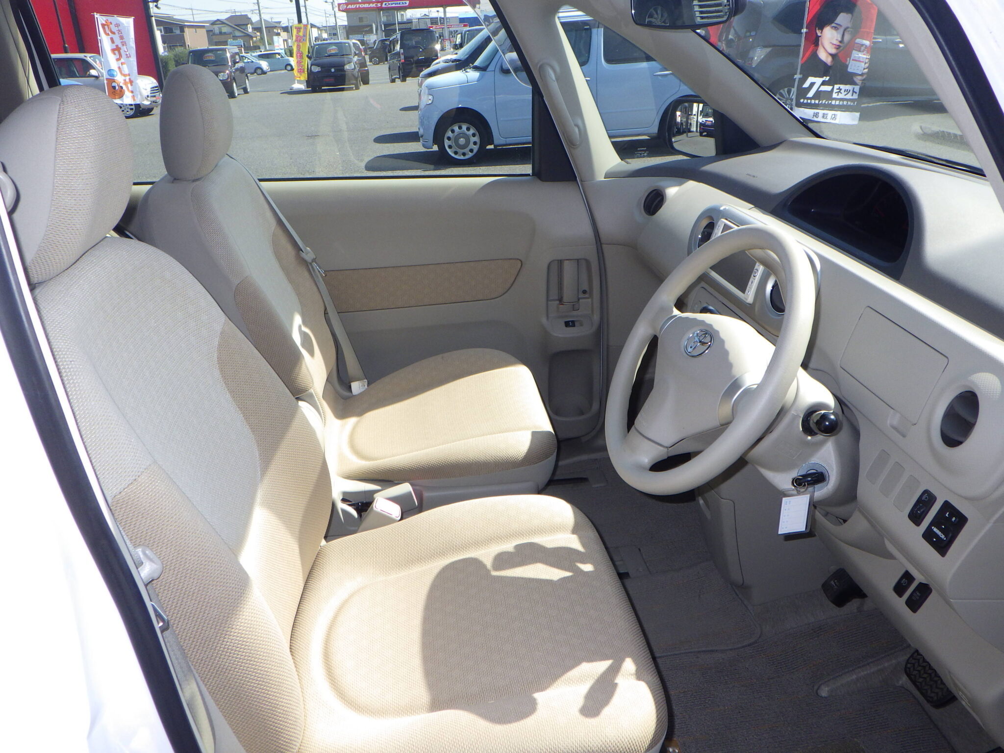 トヨタ ポルテの画像9