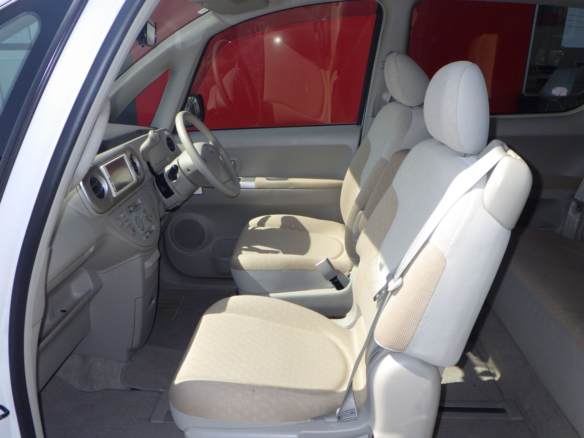 トヨタ ポルテの画像11