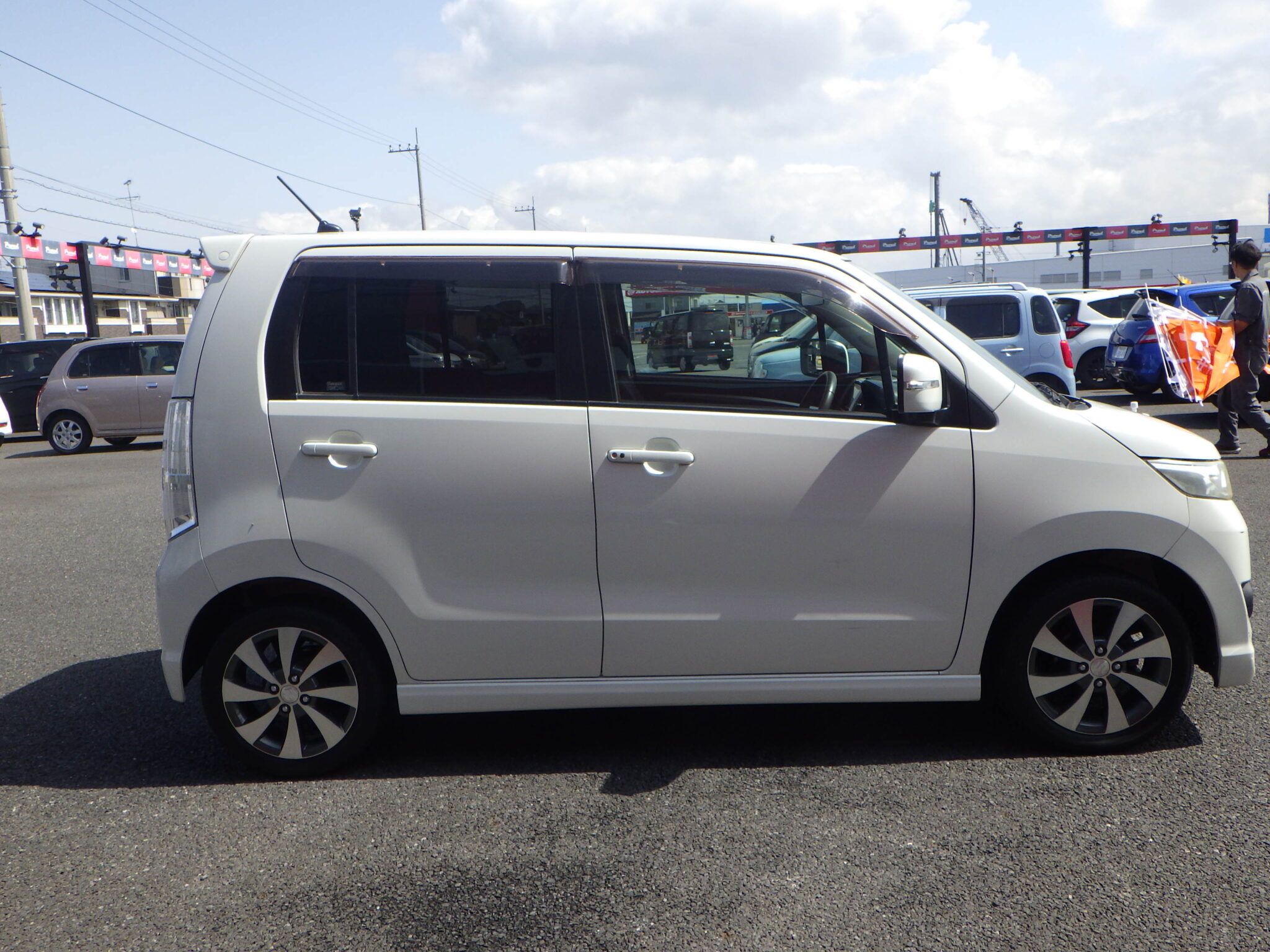 スズキ ワゴンRスティングレーの画像4