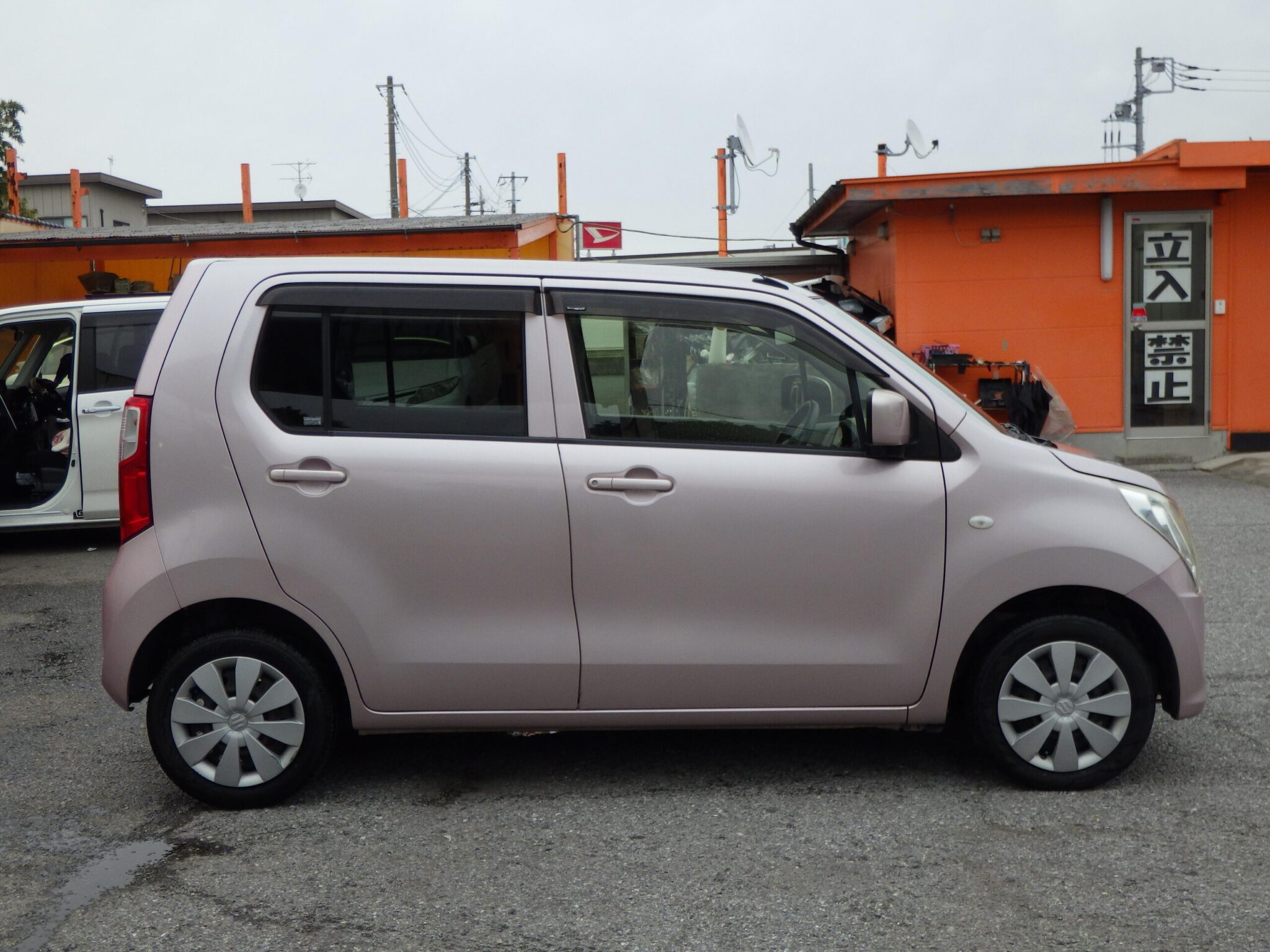 スズキ ワゴンRの画像4
