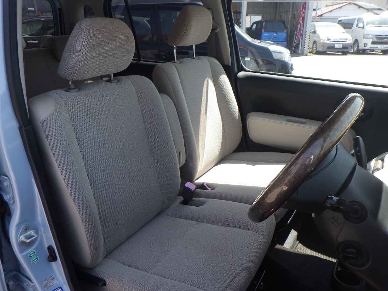 ダイハツ ミラココアの画像10