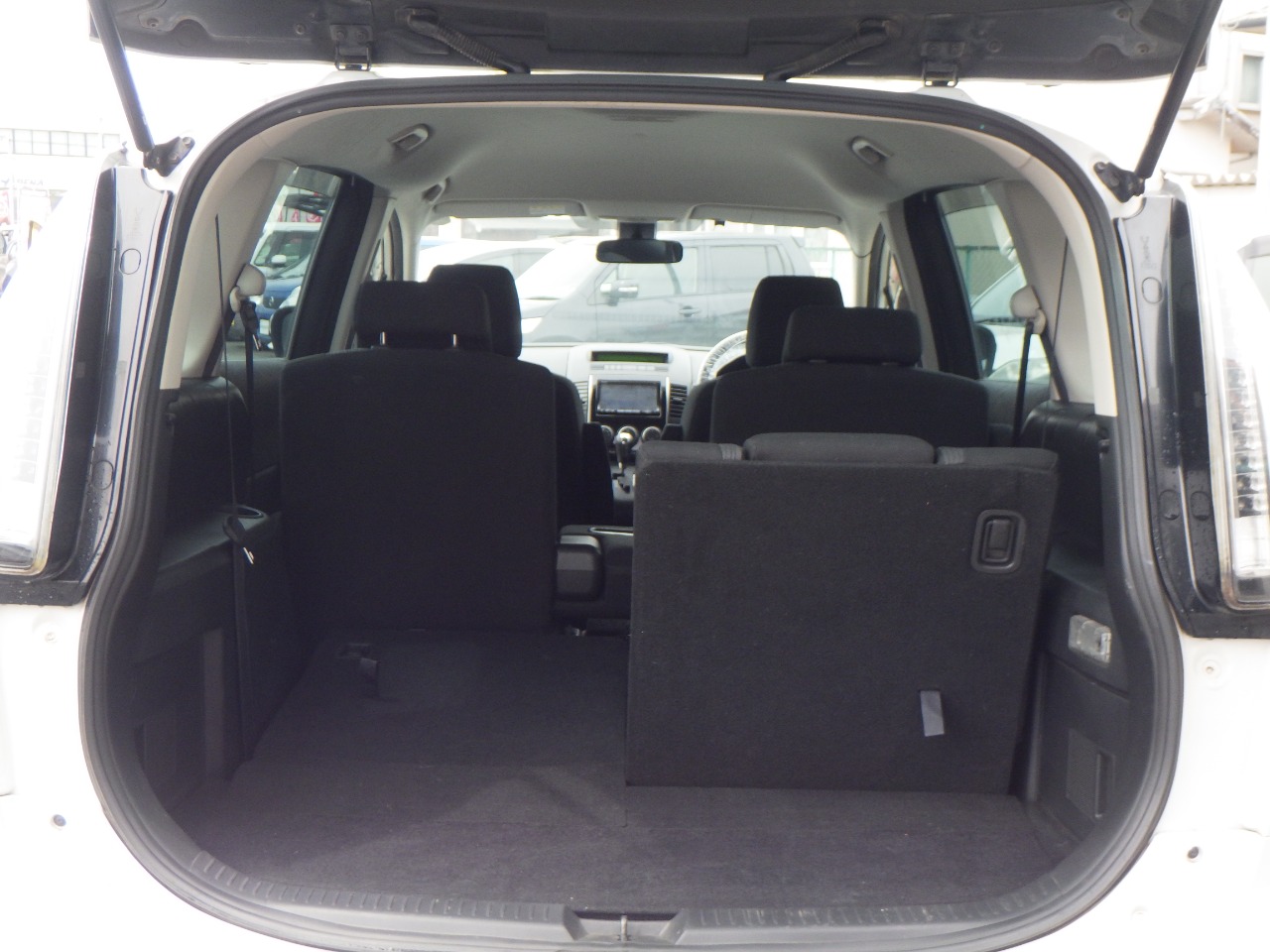 マツダ プレマシーの画像14