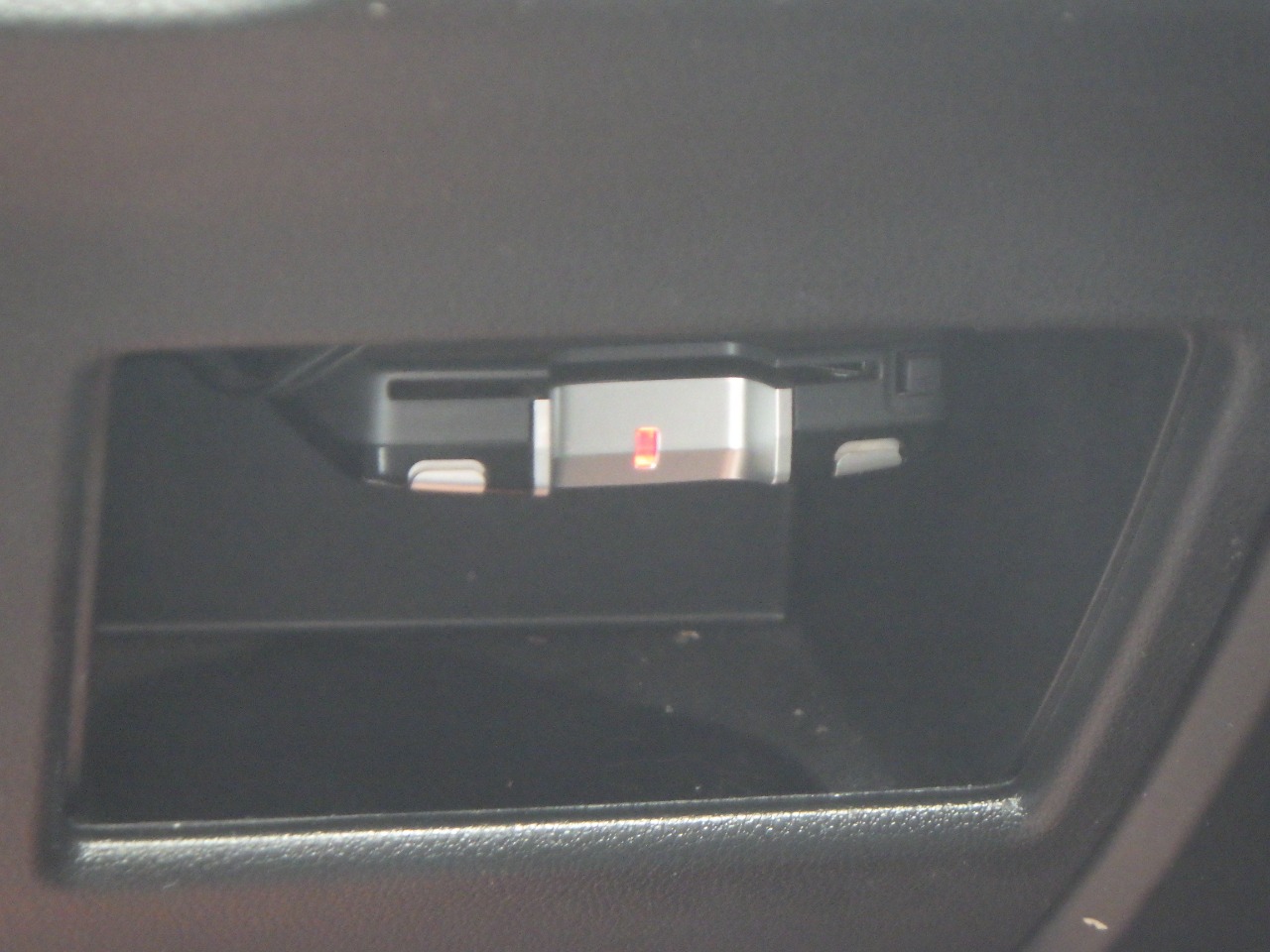 マツダ プレマシーの画像16