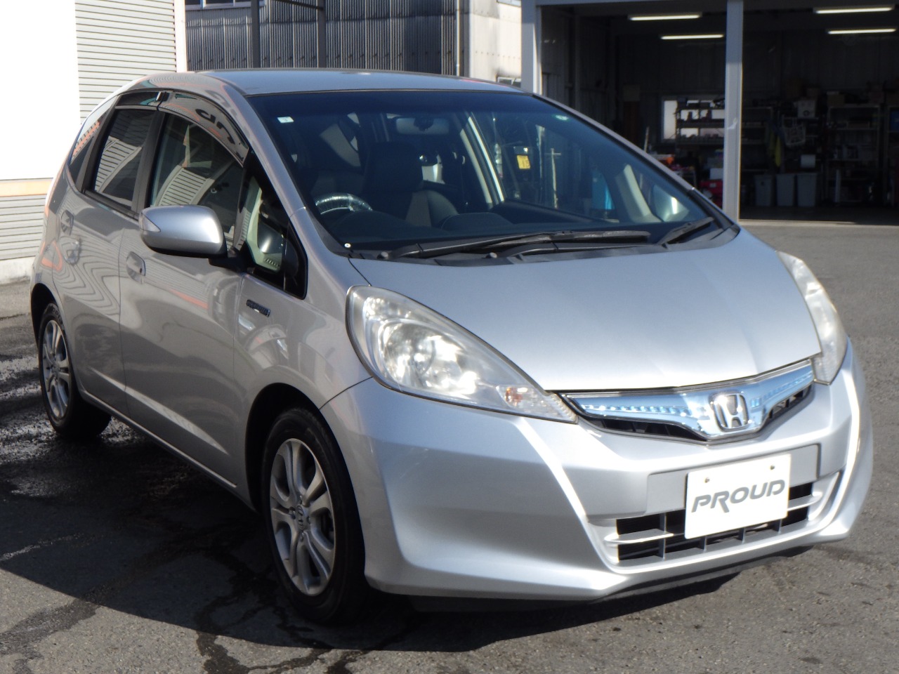 ホンダ フィットハイブリッドの画像3