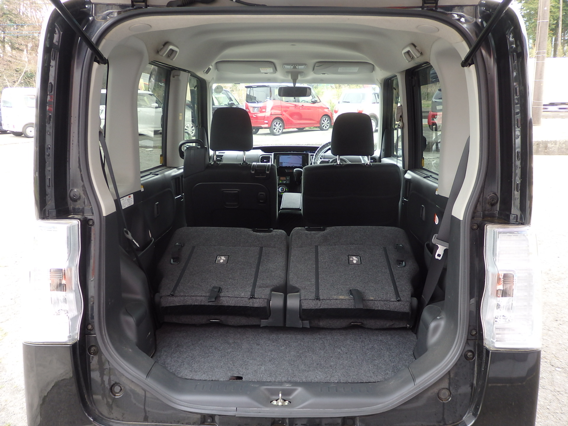 ダイハツ&nbsp;タントカスタムの画像12