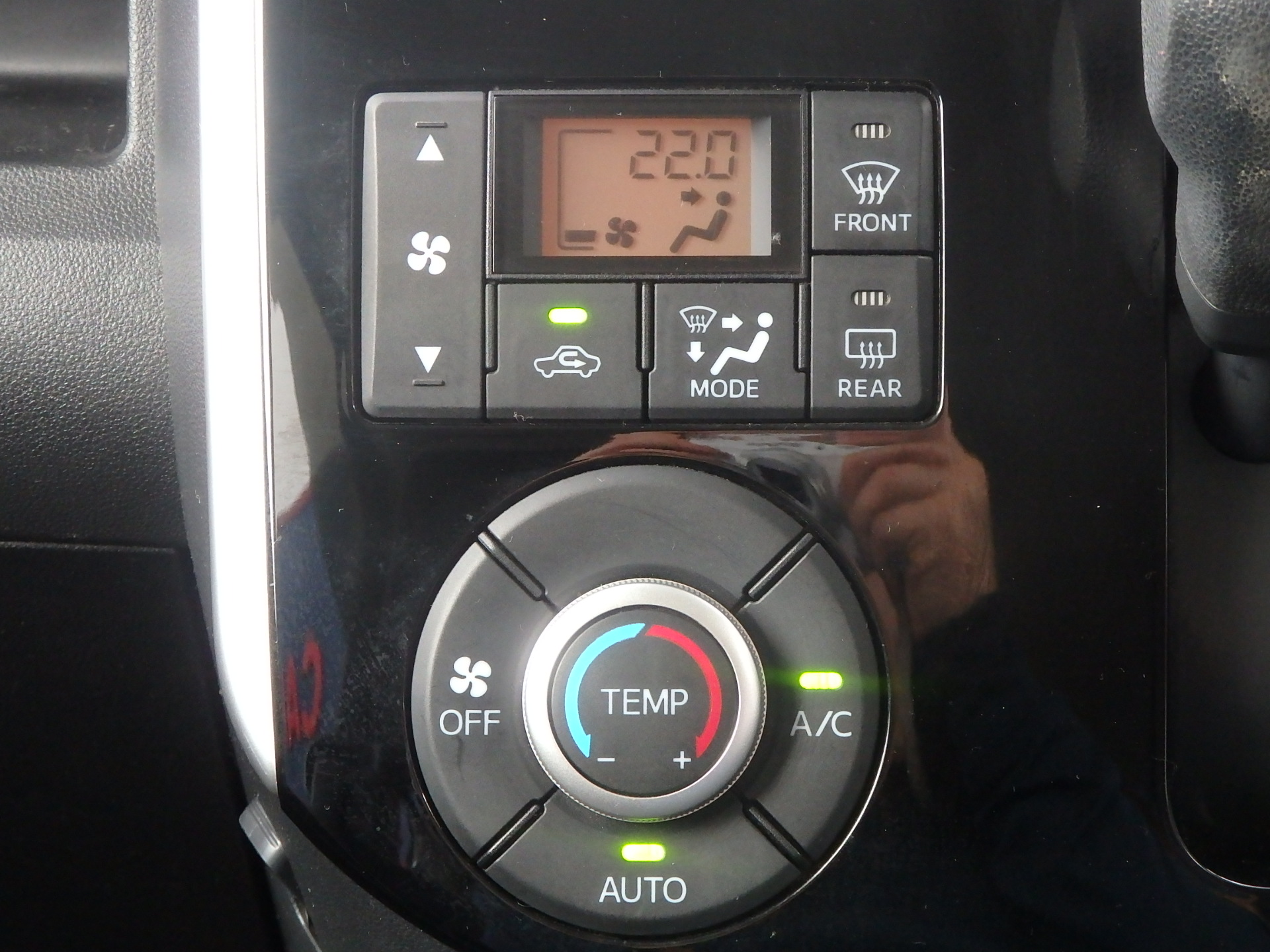 ダイハツ&nbsp;タントカスタムの画像16