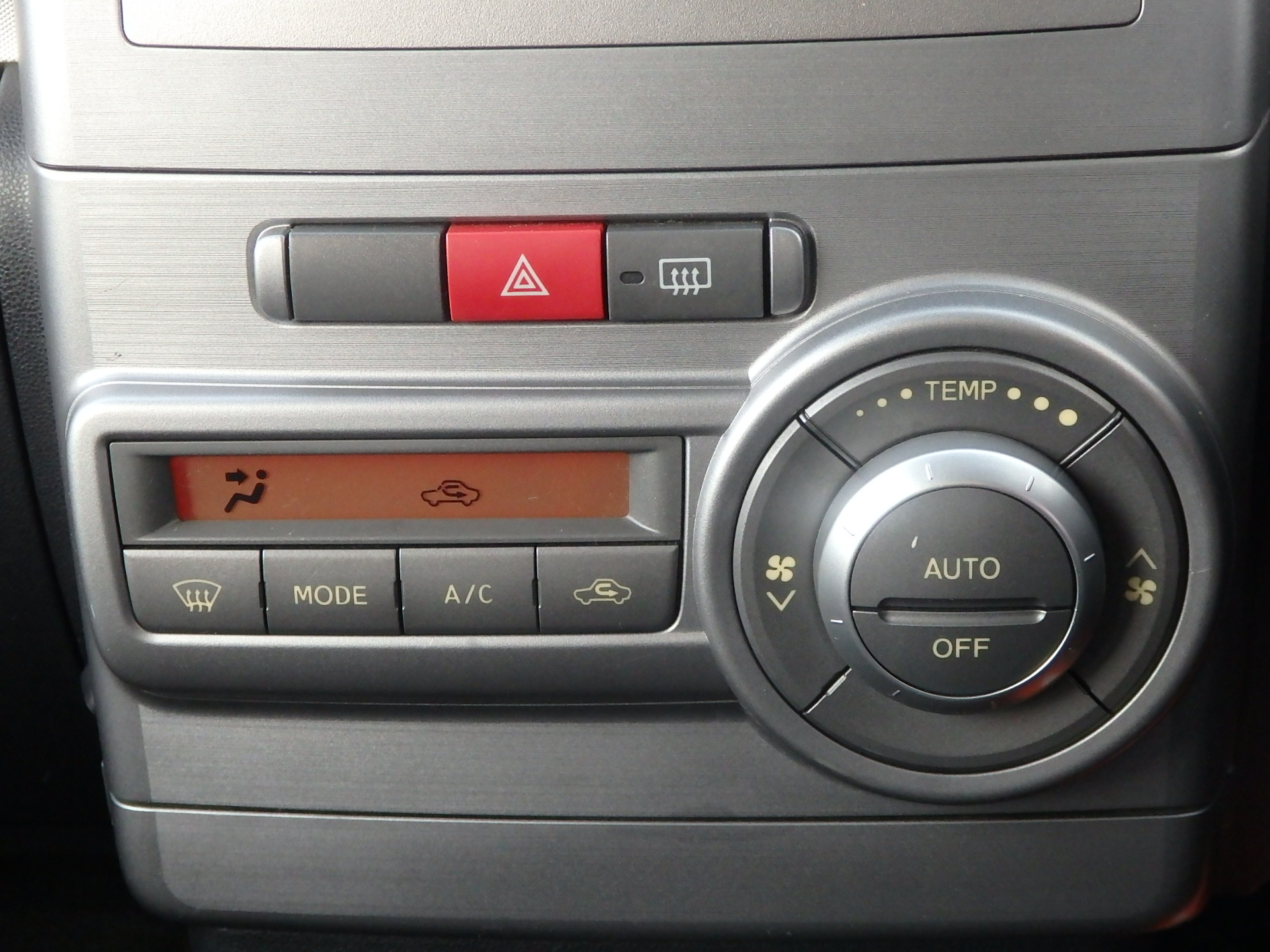 ダイハツ&nbsp;ムーヴコンテの画像16