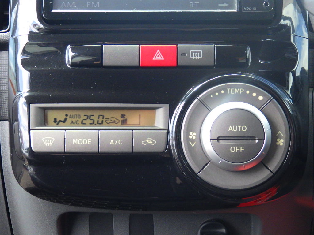 ダイハツ タントカスタムの画像6