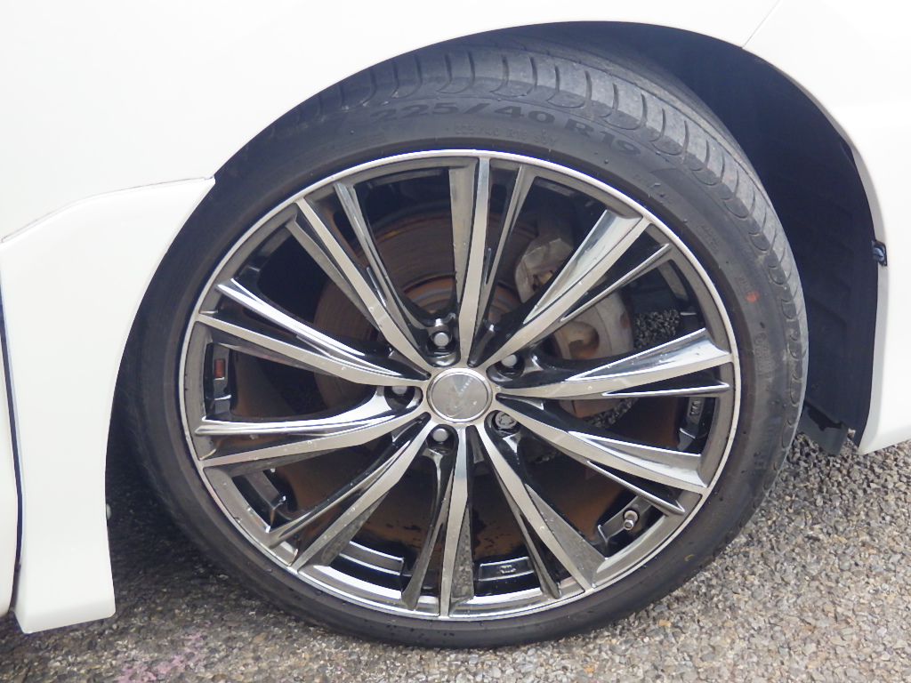 トヨタ エスティマの画像4