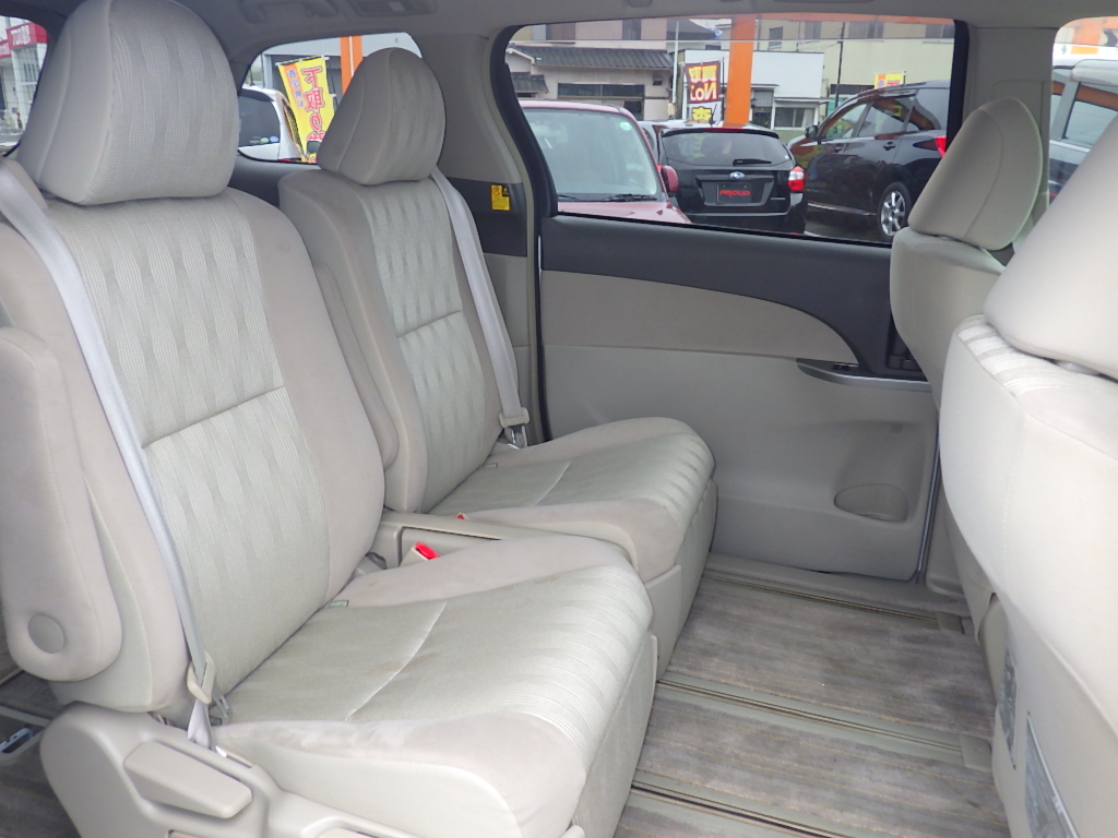 トヨタ&nbsp;エスティマの画像9