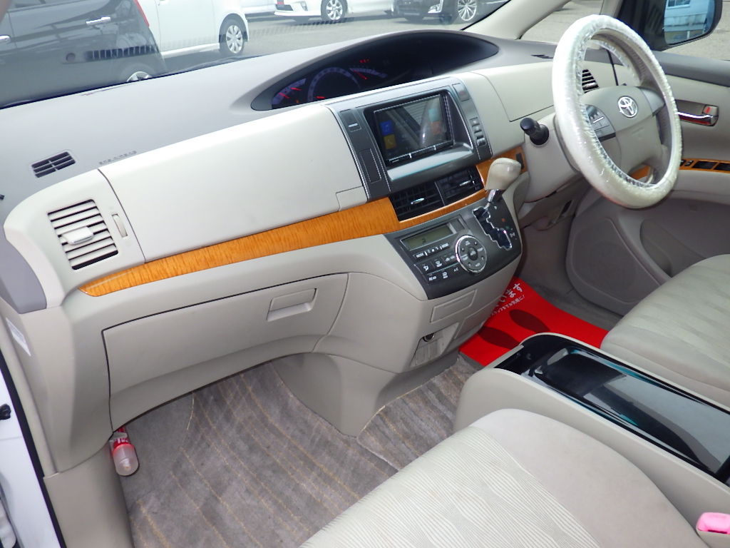 トヨタ&nbsp;エスティマの画像11