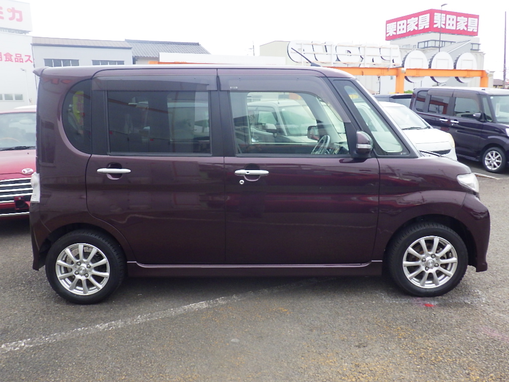 ダイハツ タントカスタムの画像16