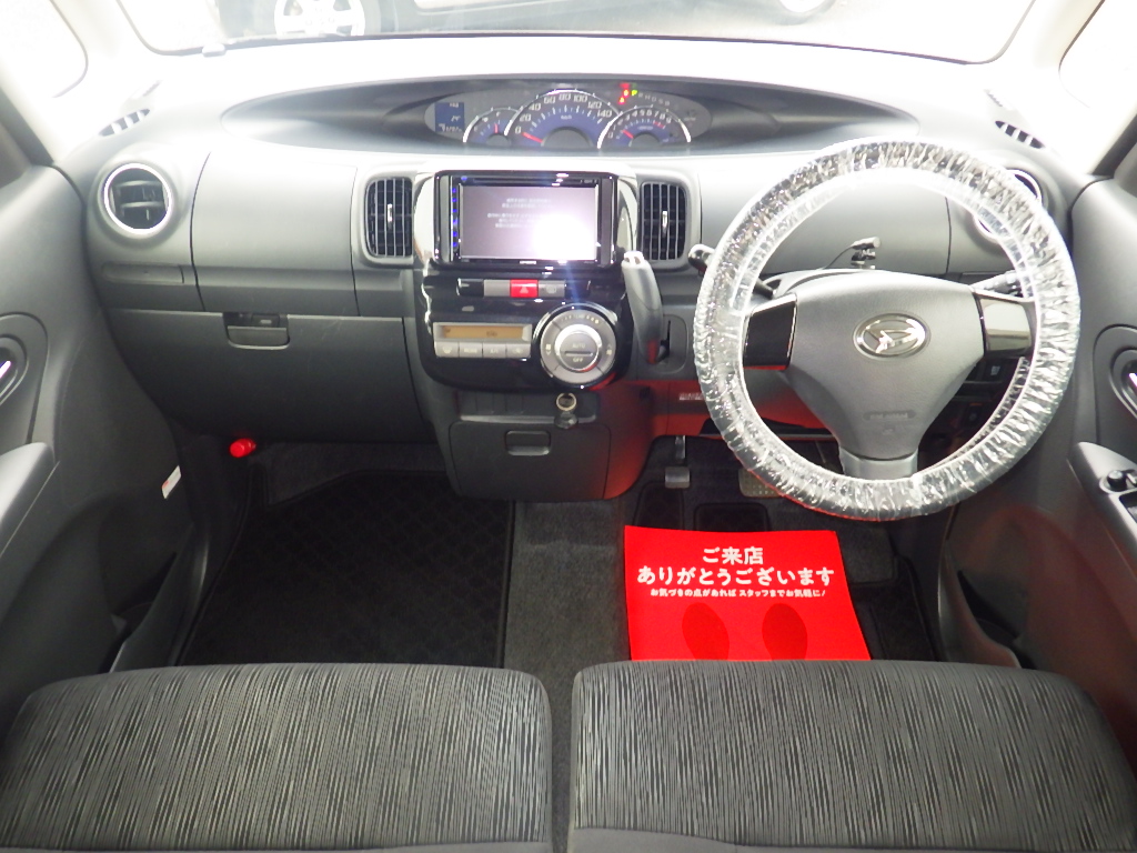 ダイハツ タントカスタムの画像3