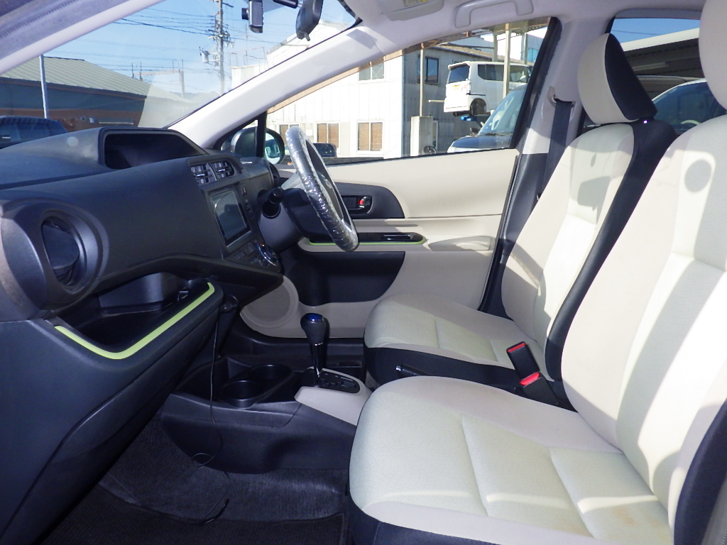 トヨタ&nbsp;アクアの画像12