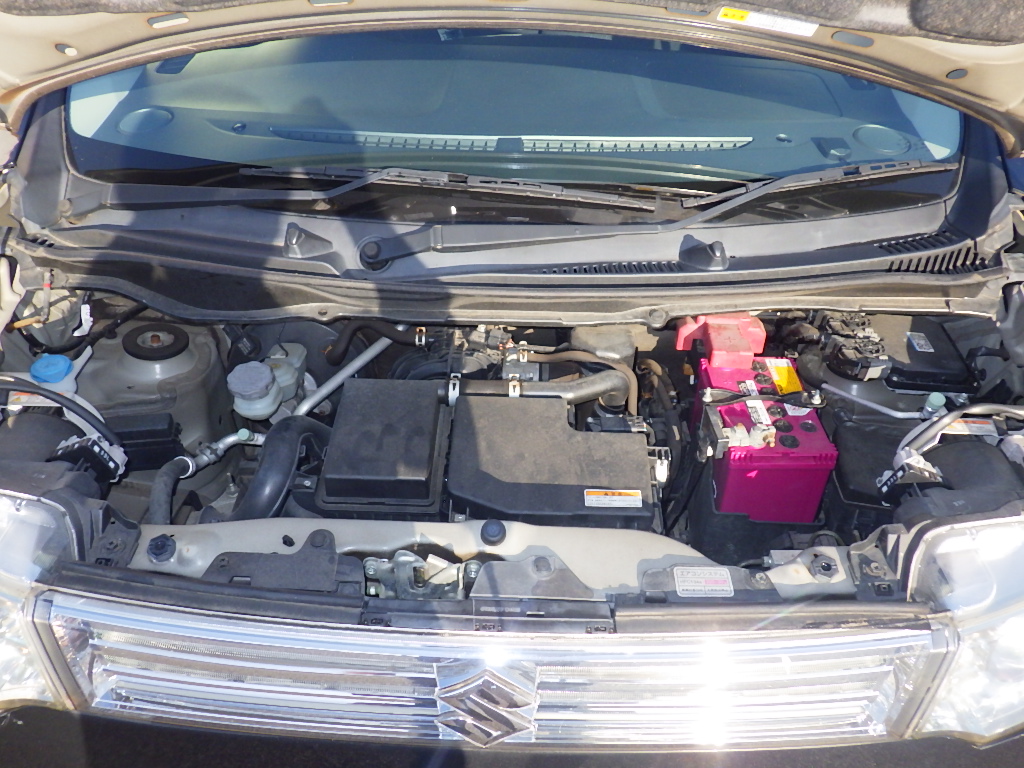 スズキ ワゴンRスティングレーの画像2