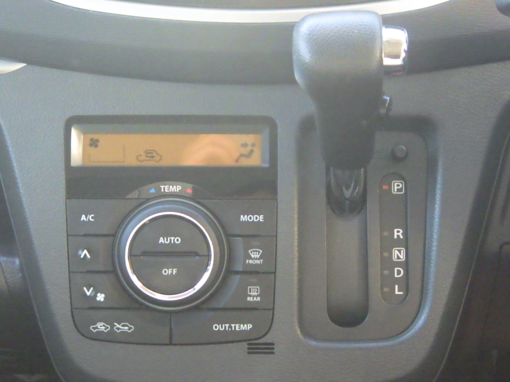 スズキ ワゴンRスティングレーの画像6